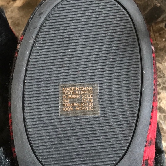 Michael Kors House Slippers size 7 M  Red/Black - Picture 8 of 11